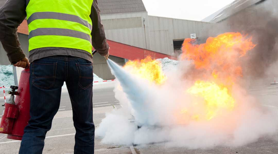 Exercices Pratiques sur terrain de feu à paris melun puteaux et ile de france